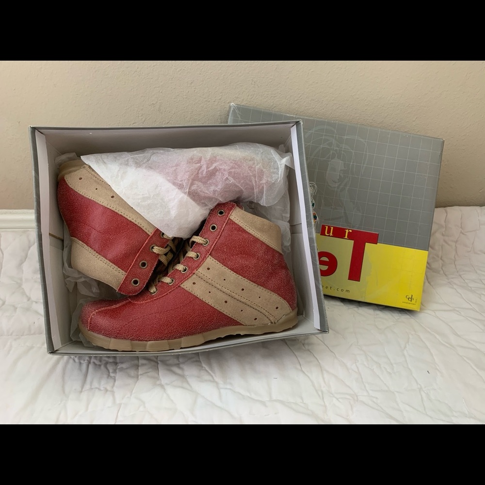 Genuine leather boots.New in box. Size women’s 7.5